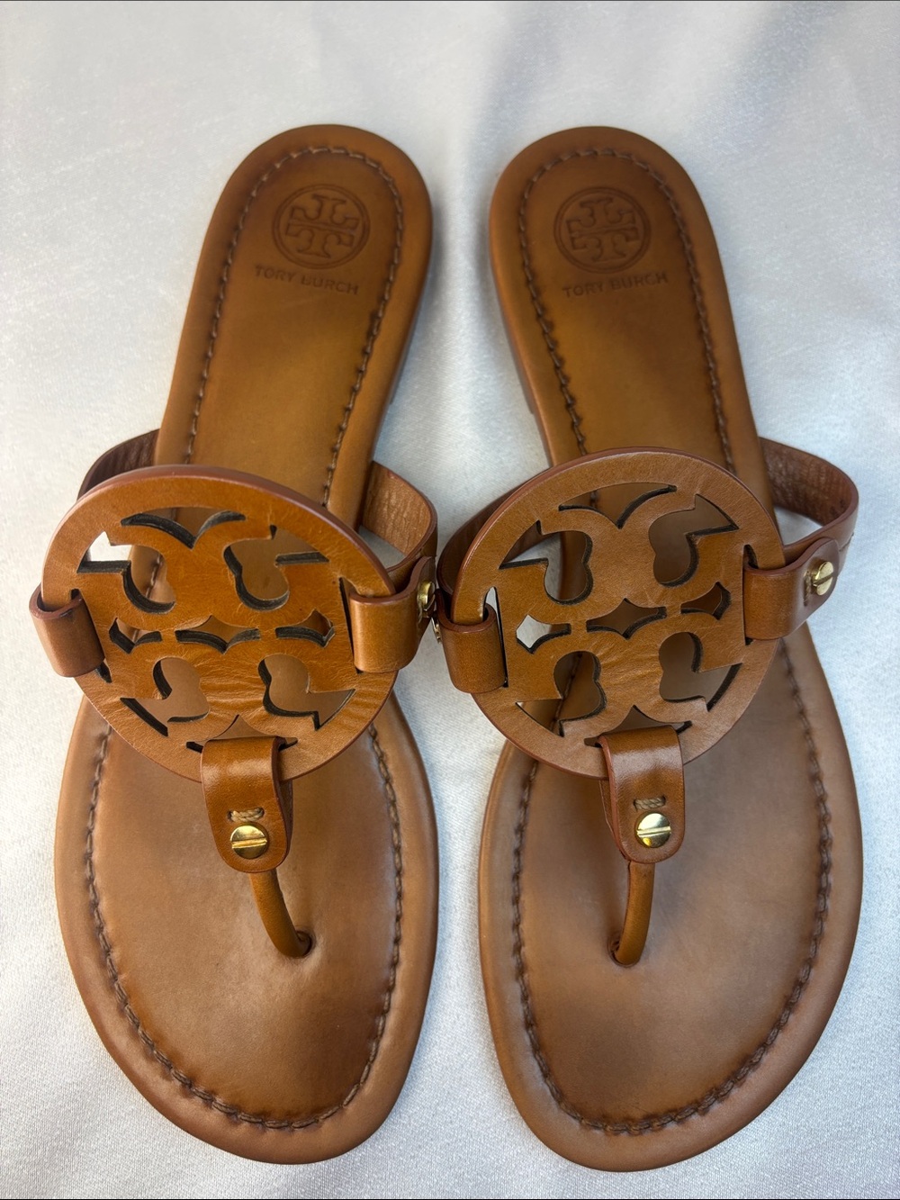 Tory Burch Miller Leather Logo Thong Sandals in Cognac Brown with Gold Accents - Picture 2 of 10